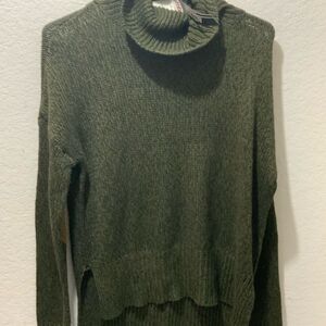 Razzle Dazzle sweater green with leather elbows New